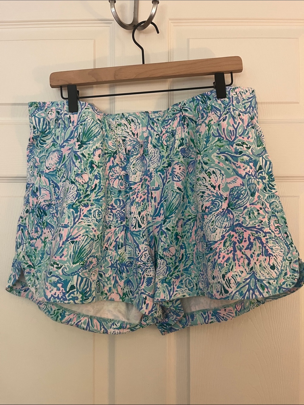 Lilly Pulitzer Sea-Print Athletic Shorts - Blue, Pink, Green